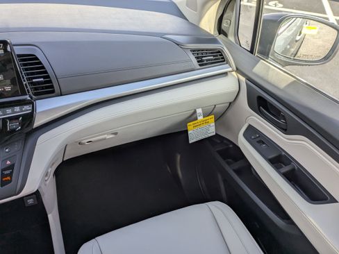 New 2026 Honda Odyssey EX-L image 21