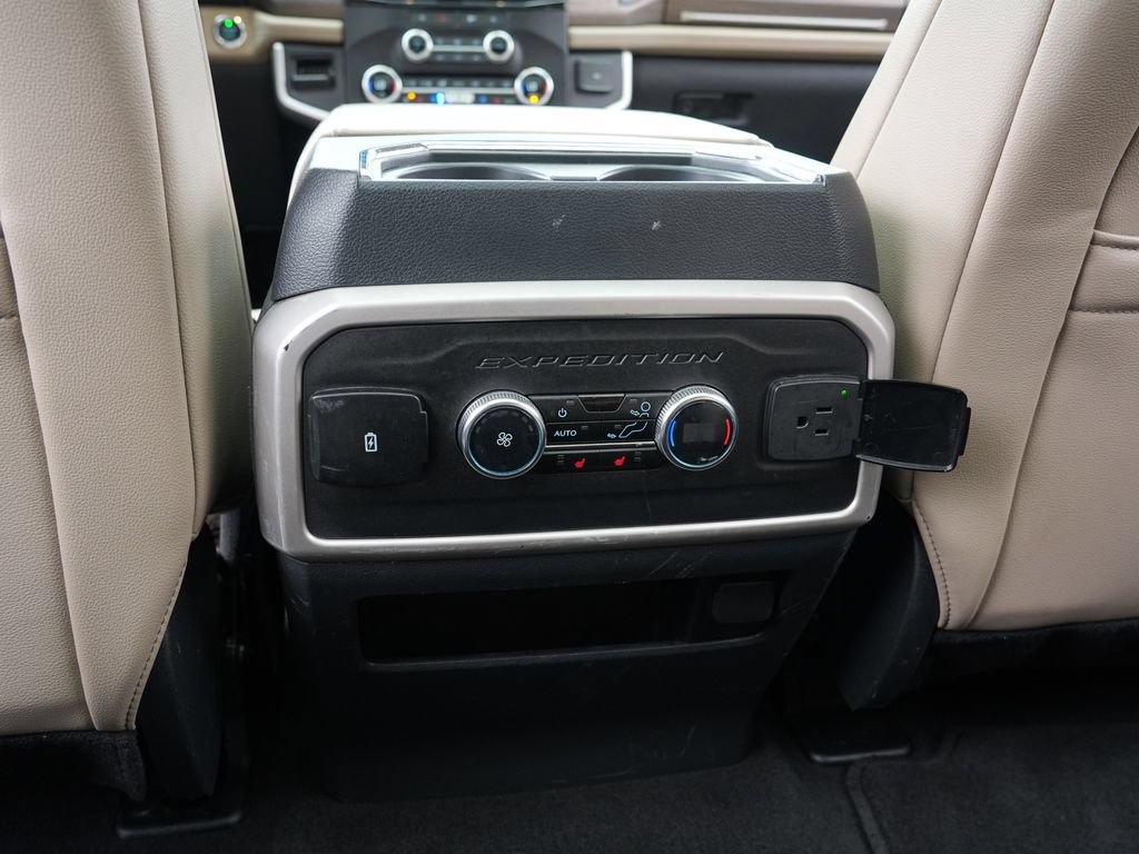Used 2024 Ford Expedition Max Limited AWD/4WD image 30