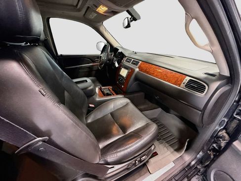 Used 2012 Chevrolet Tahoe LTZ AWD/4WD image 29