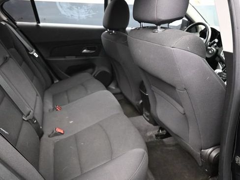 Used 2013 Chevrolet Cruze LT FWD image 15