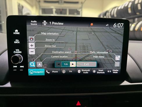 Used 2025 Honda Pilot Black Edition image 31