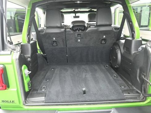 Used 2019 Jeep Wrangler Unlimited Rubicon AWD/4WD image 13
