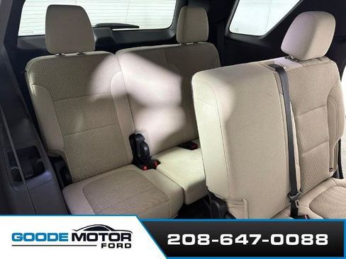 Used 2023 Chevrolet Traverse LT AWD/4WD image 22