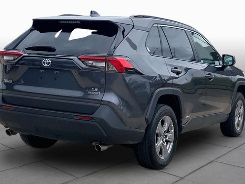 Used 2023 Toyota RAV4 LE AWD/4WD image 13