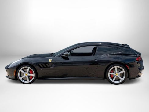 Used 2020 Ferrari GTC4Lusso T RWD image 3
