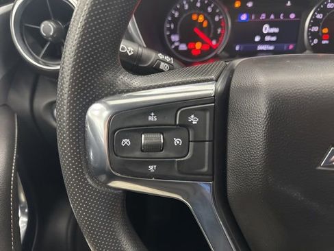 Used 2023 Chevrolet Blazer LT image 11
