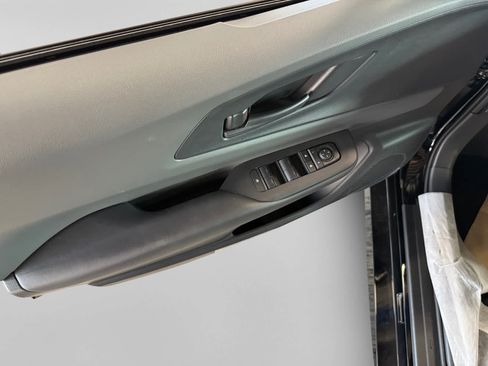 New 2026 Toyota Prius LE FWD image 10