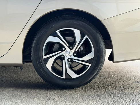 Used 2017 Honda Accord LX image 21