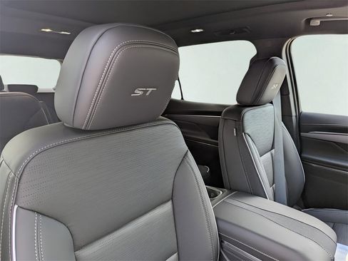 New 2025 Buick Enclave Sport Touring w/ Super Cruise Package image 39