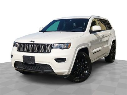 Used 2018 Jeep Grand Cherokee Altitude