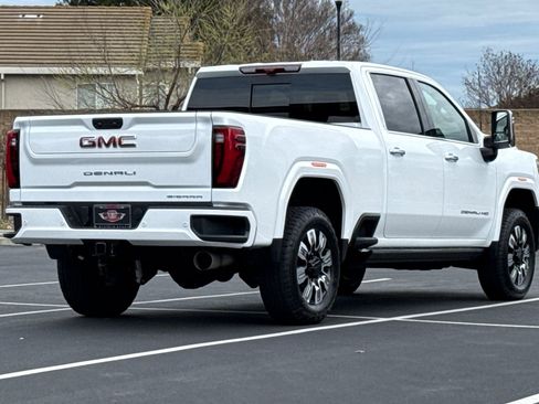 New 2026 GMC Sierra 2500 Denali w/ Denali Reserve Package image 5