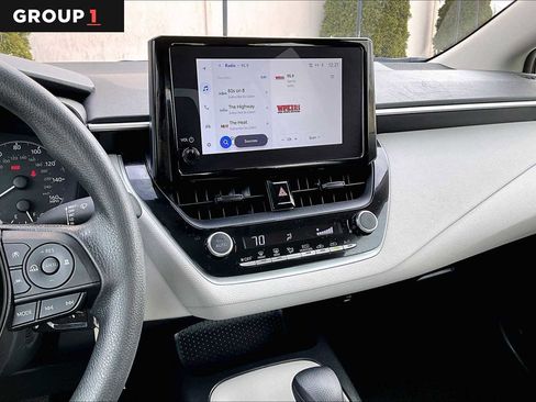 Used 2024 Toyota Corolla LE image 7