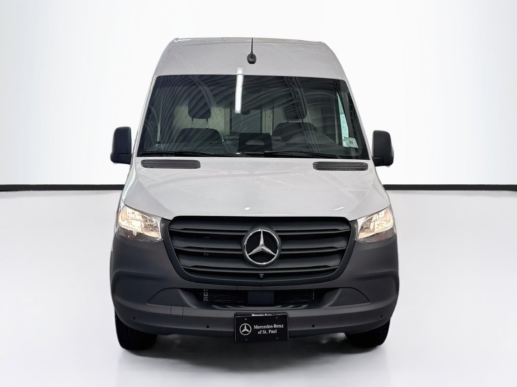 Used 2026 Mercedes-Benz Sprinter 2500 image 2