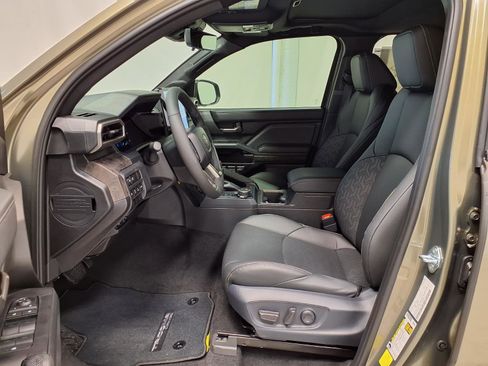 Used 2026 Toyota Tacoma Limited image 25