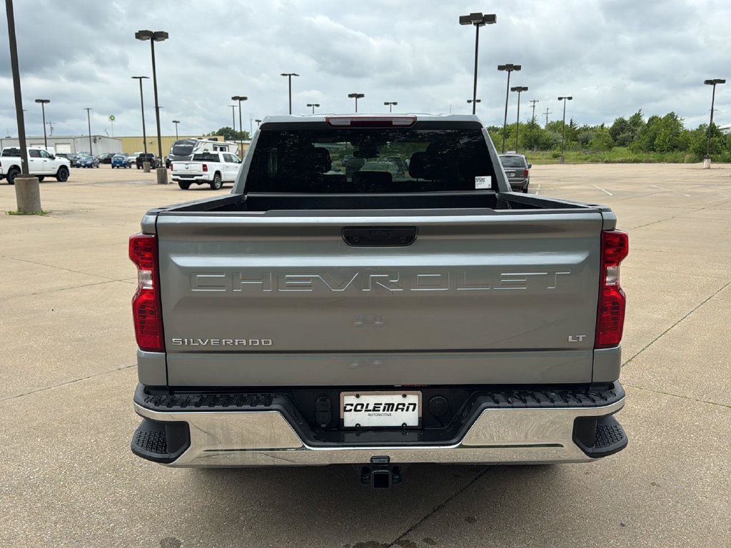Used 2025 Chevrolet Silverado 1500 LT AWD/4WD image 6