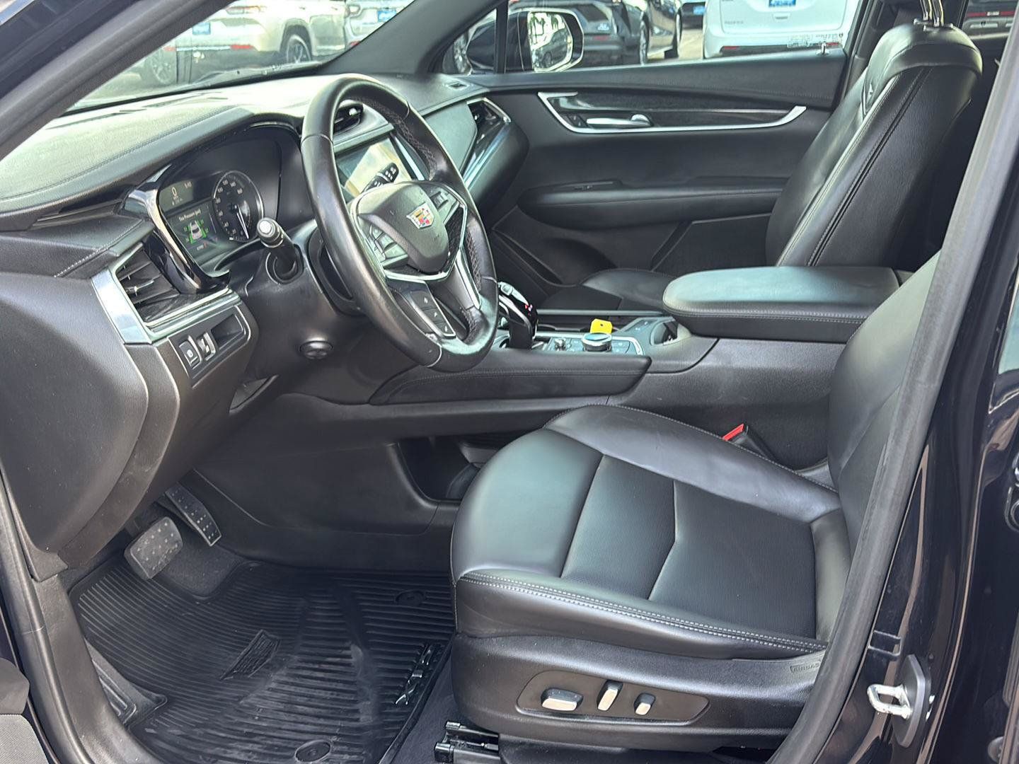Used 2022 Cadillac XT5 Premium Luxury FWD image 28