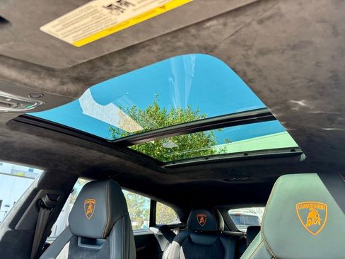 Used 2023 Lamborghini Urus S image 30