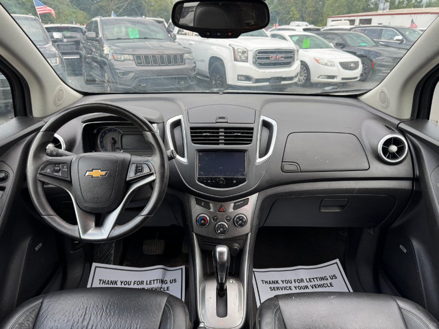 Used 2015 Chevrolet Trax LTZ w/ LPO, Cargo Package FWD image 21