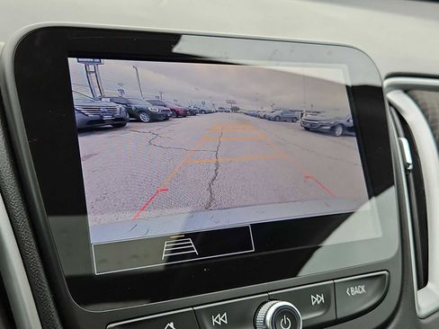 Used 2024 Chevrolet Malibu LT FWD image 14