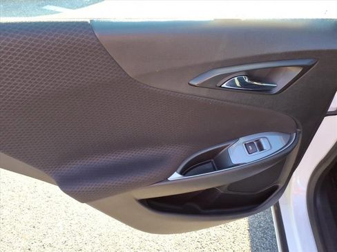 Used 2024 Chevrolet Malibu LT image 21