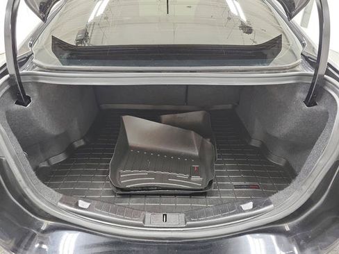 Used 2017 Ford Fusion SE w/ Fusion SE Technology Package image 7