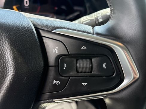 Used 2024 Chevrolet Trax ACTIV w/ Driver Confidence Package FWD image 19