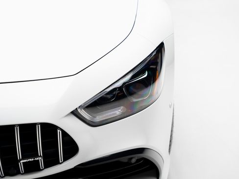Used 2021 Mercedes-Benz AMG GT 43 image 10