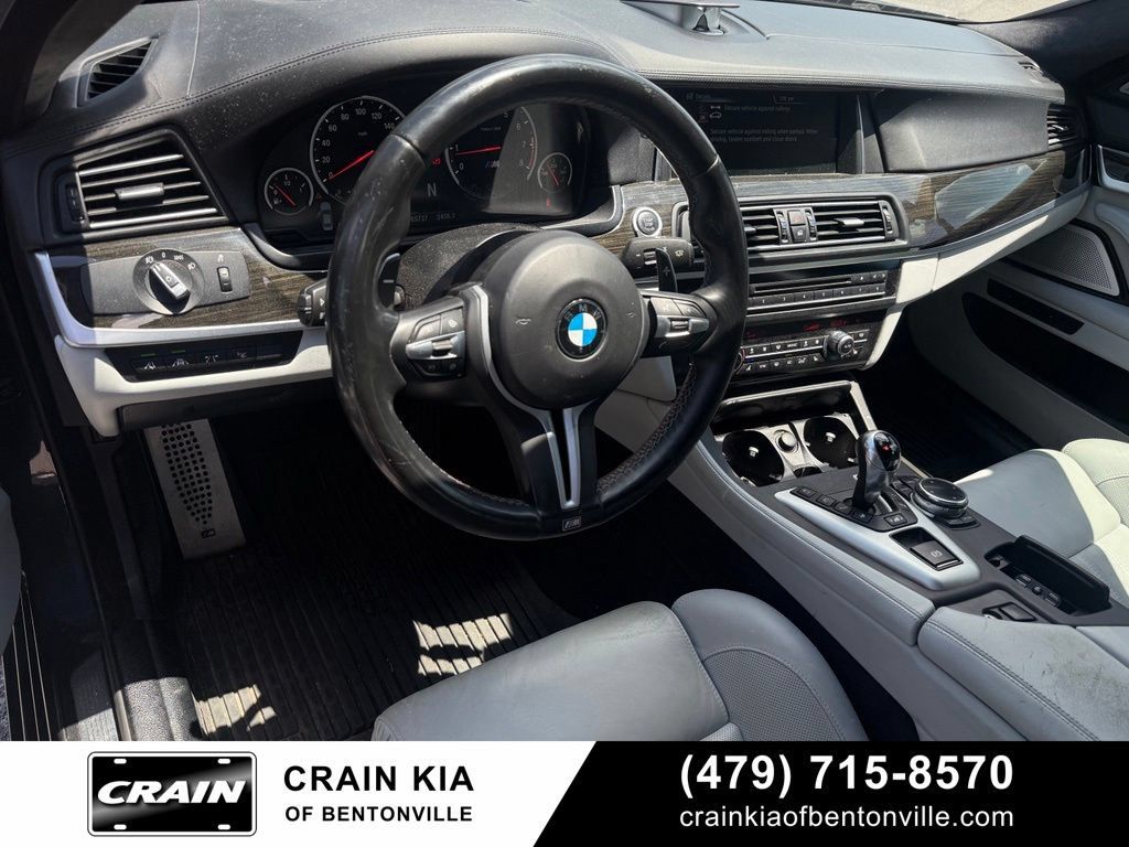 Used 2014 BMW M5 RWD image 9