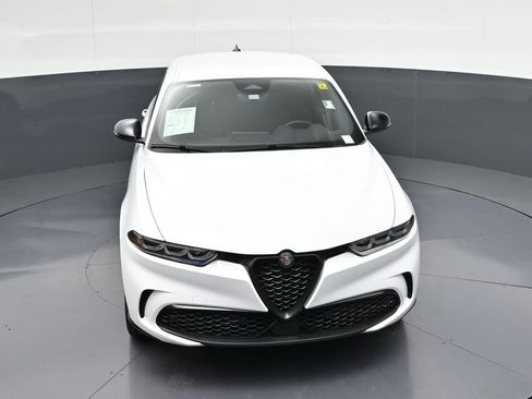 Used 2024 Alfa Romeo Tonale Veloce AWD/4WD image 27