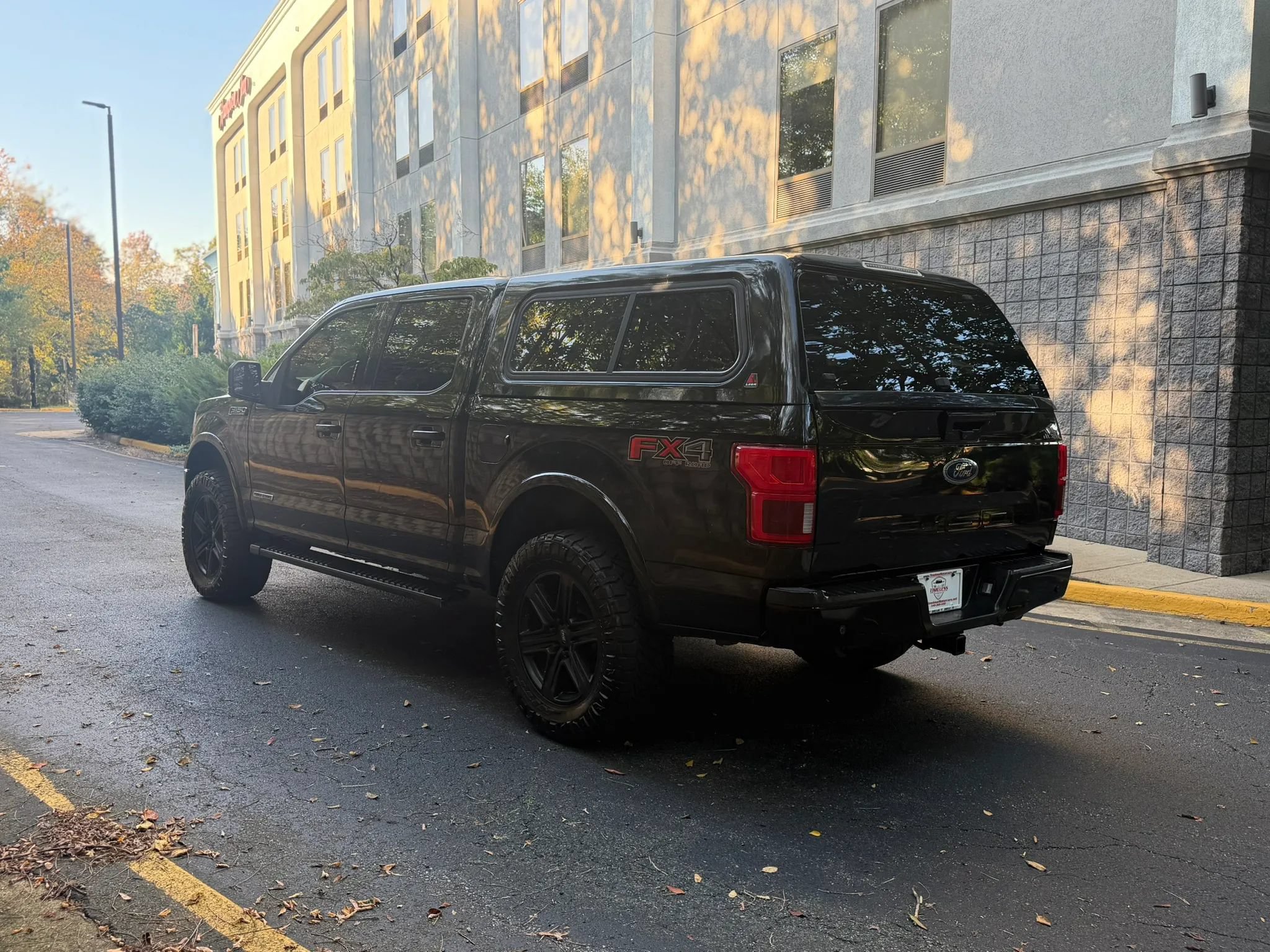 Used 2018 Ford F150 Lariat AWD/4WD image 4