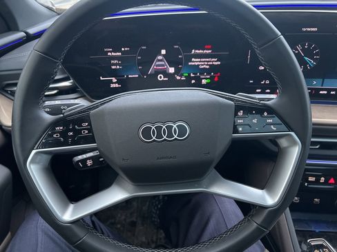 Used 2025 Audi Q5 Premium Plus image 53