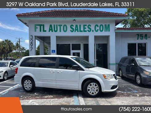 Used 2017 Dodge Grand Caravan SE w/ Power Window Group FWD image 1
