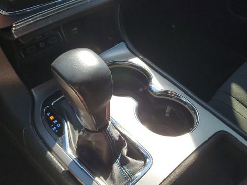 Used 2018 Jeep Grand Cherokee Laredo image 27