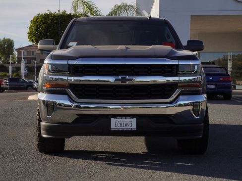 Used 2017 Chevrolet Silverado 1500 LT w/ All Star Edition image 9