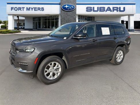 Used 2023 Jeep Grand Cherokee L Limited AWD/4WD image 8