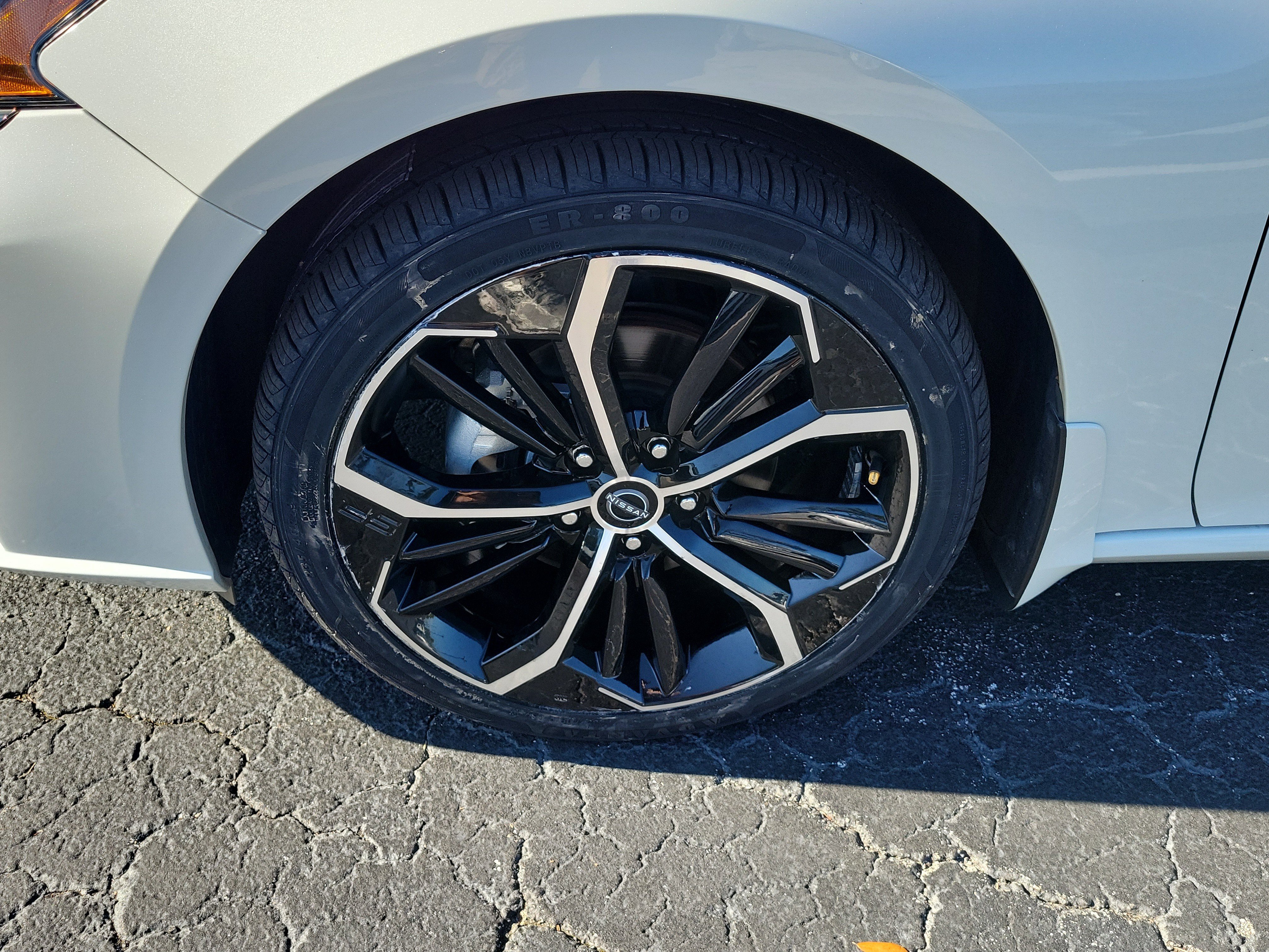 Certified 2023 Nissan Altima 2.5 SR w/ SR Premium Package FWD image 4