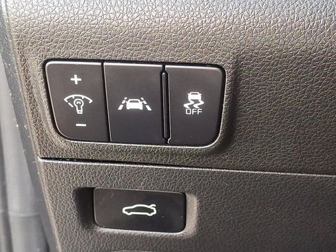 Used 2023 Kia K5 LXS image 25