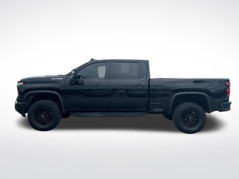 Used 2026 Chevrolet Silverado 2500 ZR2 AWD/4WD image 3