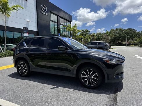 Used 2018 MAZDA CX-5 Touring w/ Preferred Equipment Package FWD image 6