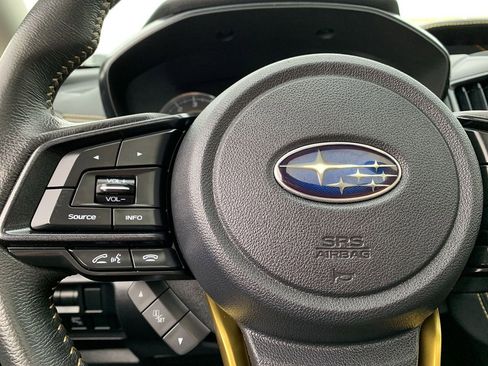 Used 2022 Subaru Crosstrek 2.5i Sport w/ Moonroof Package image 19