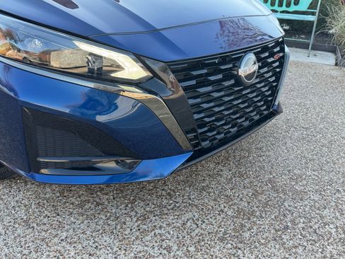 Used 2024 Nissan Altima 2.5 SR image 2