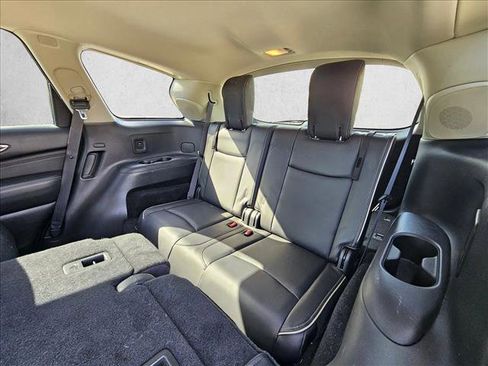 Used 2018 INFINITI QX60 FWD w/ Premium Plus Package image 12