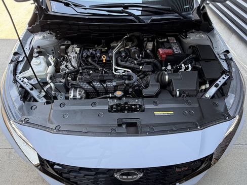 Used 2025 Nissan Altima 2.5 SR AWD/4WD image 14