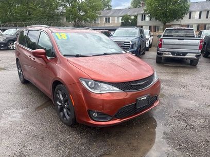 Used 2018 Chrysler Pacifica Touring-L Plus