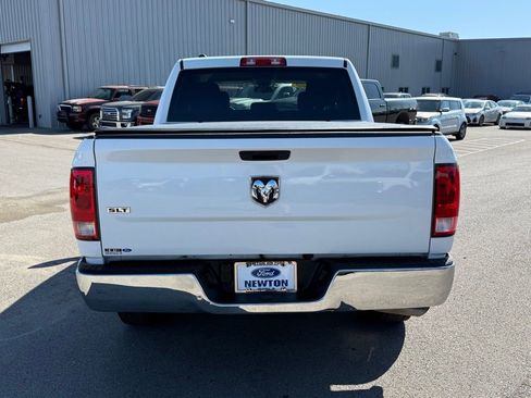 Used 2022 RAM 1500 Classic SLT RWD image 33