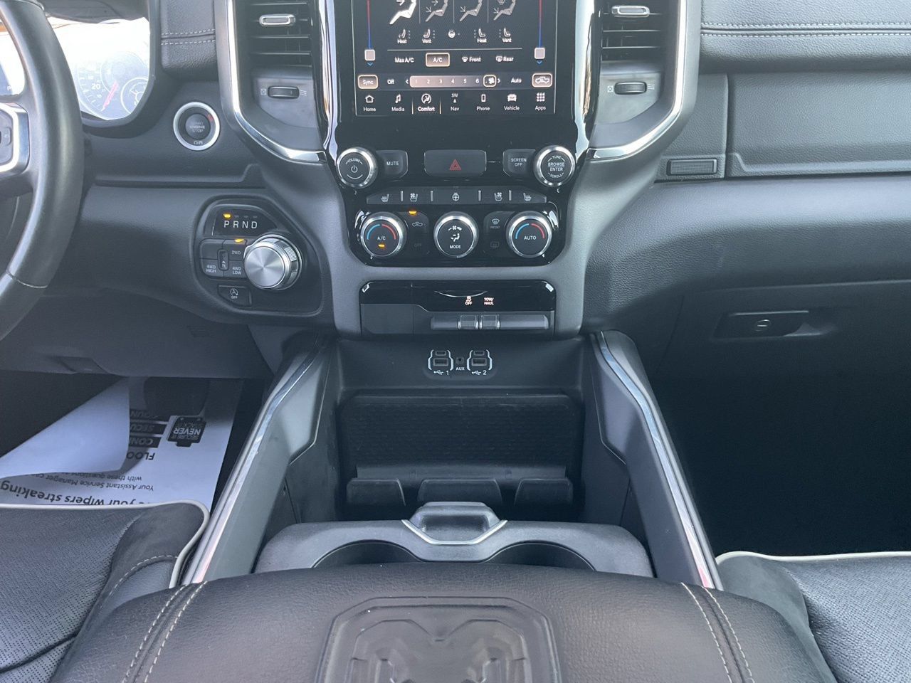 Used 2024 RAM 1500 Laramie AWD/4WD image 15