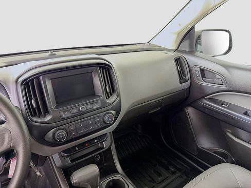 Used 2020 Chevrolet Colorado W/T image 21