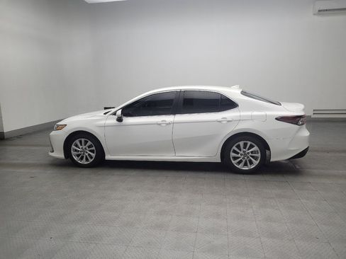 Used 2023 Toyota Camry LE image 3