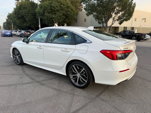 Used 2024 Honda Civic Touring image 16