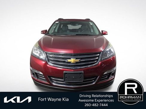 Used 2017 Chevrolet Traverse Premier FWD image 3